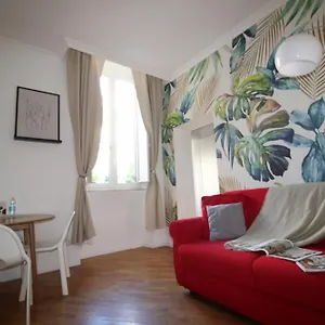 Lpr Pantheon Apartment